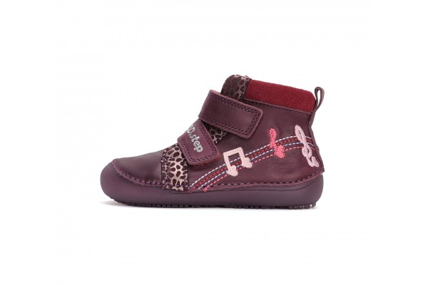 D.D.Step Barefoot sarkanas kurpes meitenēm 25-30 i. A063-42517M D.D.Step Barefoot sarkanas kurpes meitenēm 25-30 i. A063-42517M