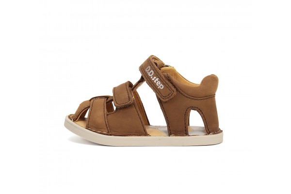 D.D.Step barefoot brūnas zēnu sandales 26-31 i. G076-51971AM D.D.Step barefoot brūnas zēnu sandales 26-31 i. G076-51971AM